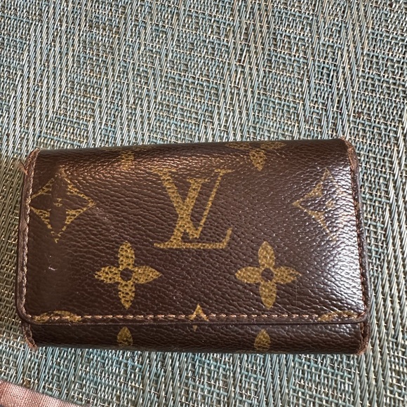 Vintage Louis Vuitton wallets and glasses case - Picture 7 of 11
